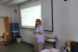 Dramatoterapia, biblioterapia, muzikoterapia a validácia v praxi zariadenia sociálnych služieb Dramatoterapia, biblioterapia, muzikoterapia a validácia v praxi zariadenia sociálnych služieb